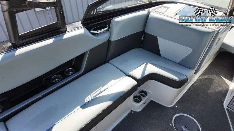 Slide: The Image of Moomba Max 2018 - 30