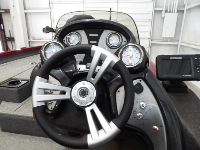 Slide: The Image of Tracker Pro Team 175 TXW 2023 - 16