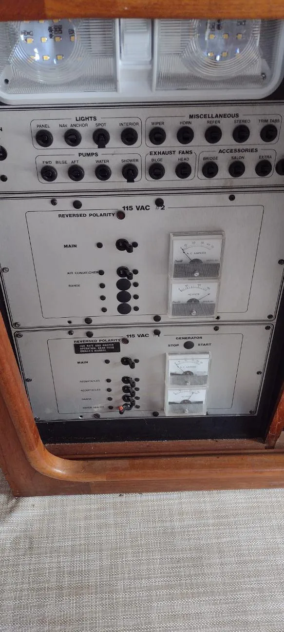 Slide: The Image of Control panel of a 1989 Carver 32 Convertible boat. - 16