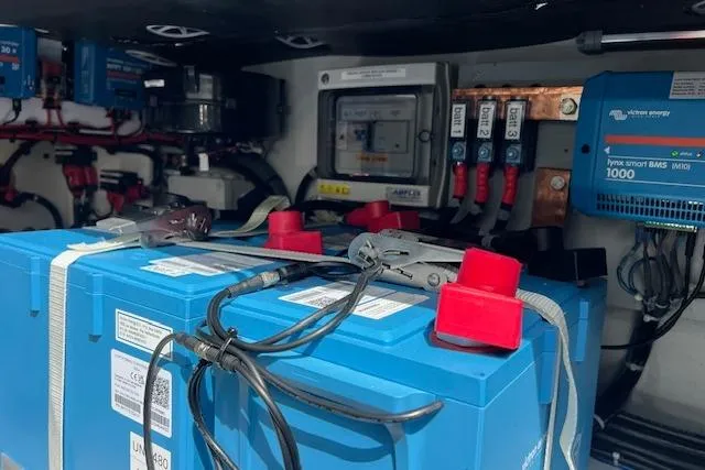 Slide: The Image of Electrical system of 2024 Fountaine Pajot MY5 yacht with batteries and wiring. - 41