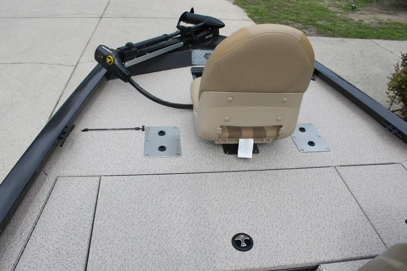 Slide: The Image of G3 Sportsman 1610 2025 - 9