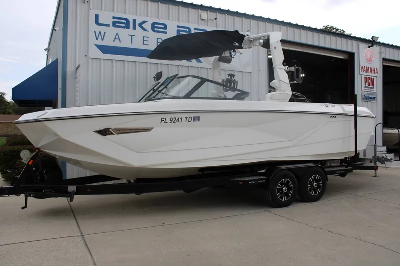 Slide: The Image of Nautique G25 2022 - 5
