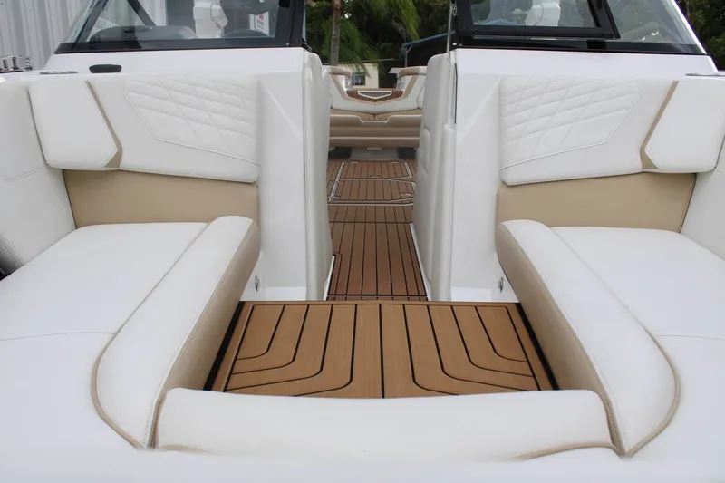Slide: The Image of Nautique G25 2022 - 8