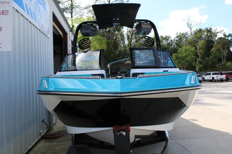 Slide: The Image of Nautique Super Air Nautique GS22 2026 - 2