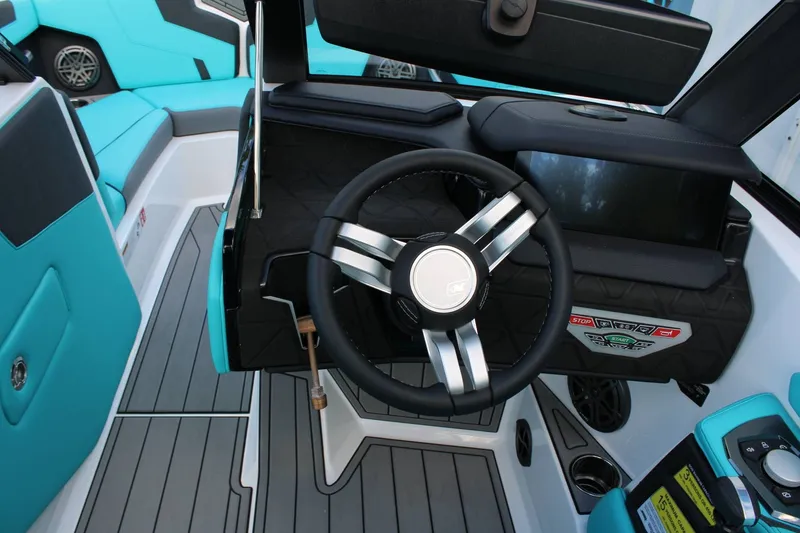 Slide: The Image of Nautique Super Air Nautique GS22 2026 - 6