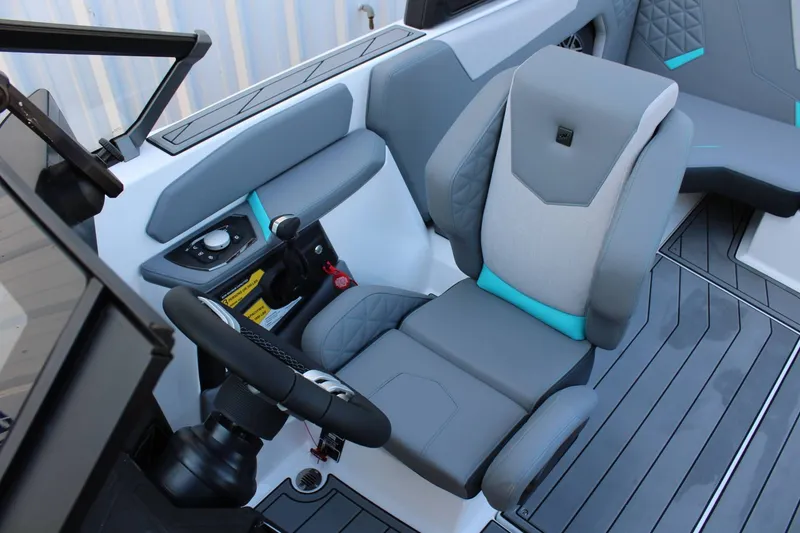 Slide: The Image of Nautique Super Air Nautique GS20 2026 - 9