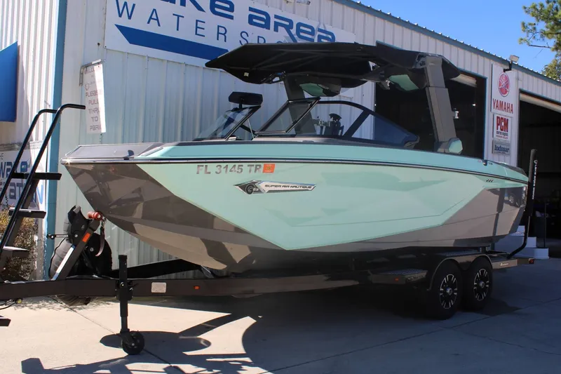 Slide: The Image of Nautique G23 2023 - 2