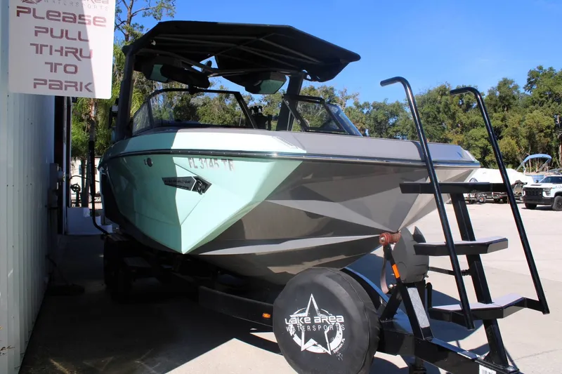 Slide: The Image of Nautique G23 2023 - 4