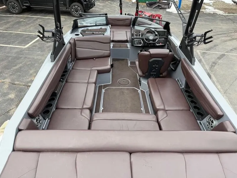 Slide: The Image of Axis T220 2022 - 14