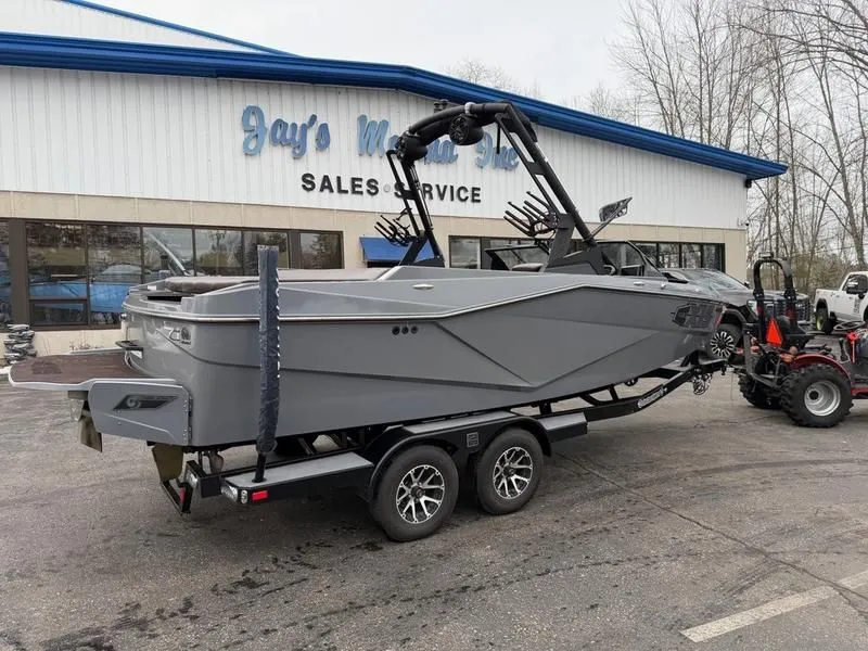 Slide: The Image of Axis T220 2022 - 6