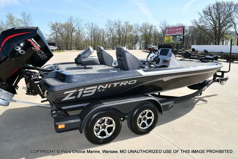 Slide: The Image of Nitro Z19 XL Pro 2026 - 19