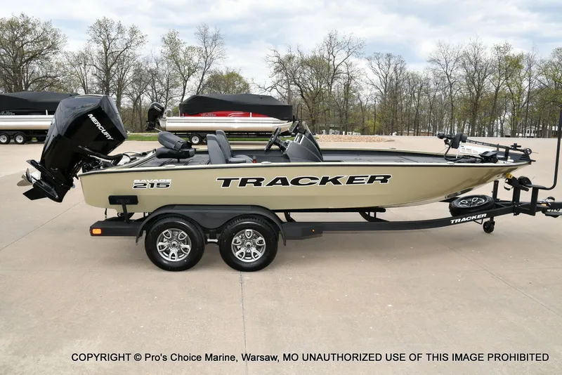 Slide: The Image of Tracker Savage 215 Big Catch Package 2026 - 20