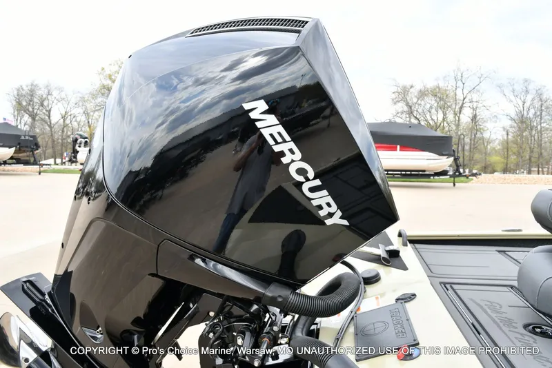 Slide: The Image of Tracker Savage 215 Big Catch Package 2026 - 21