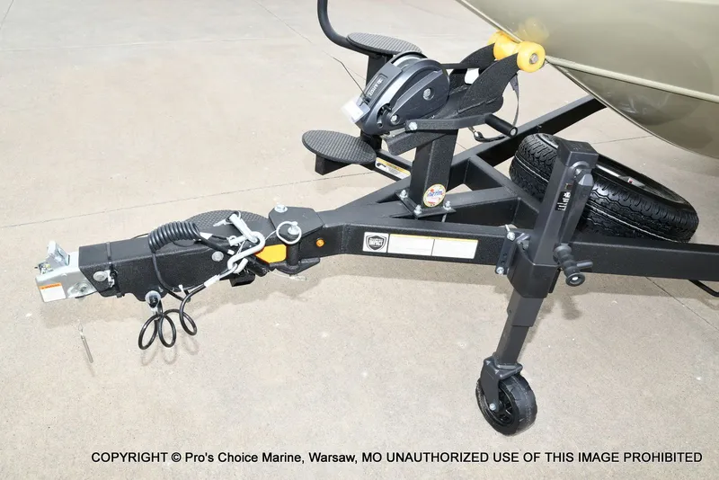 Slide: The Image of Tracker Savage 215 Big Catch Package 2026 - 30