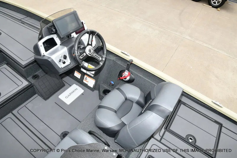 Slide: The Image of Tracker Savage 215 Big Catch Package 2026 - 43