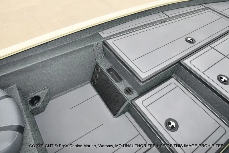 Slide: The Image of Tracker Savage 215 Big Catch Package 2026 - 48