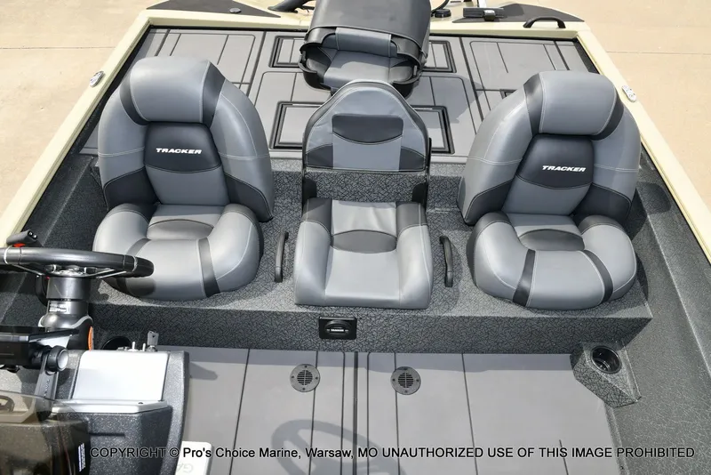 Slide: The Image of Tracker Savage 215 Big Catch Package 2026 - 54