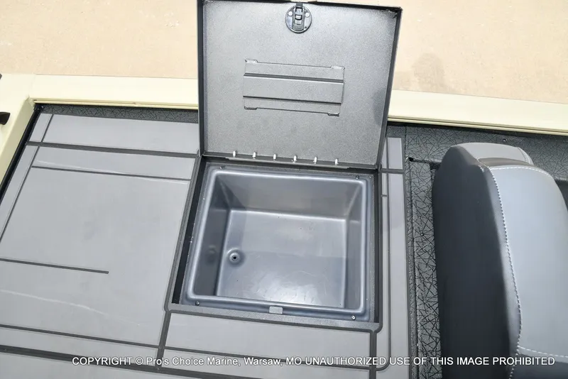 Slide: The Image of Tracker Savage 215 Big Catch Package 2026 - 67