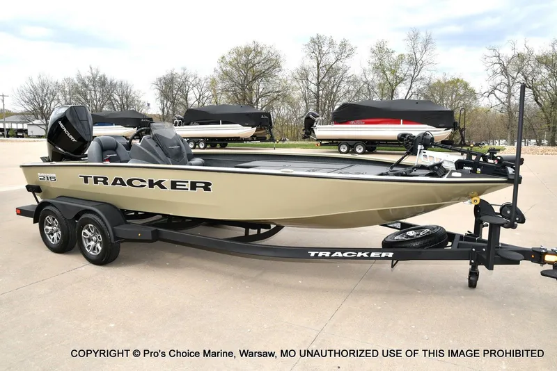 Slide: The Image of Tracker Savage 215 Big Catch Package 2026 - 75