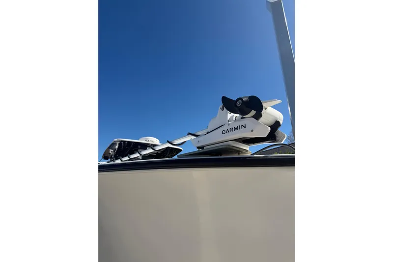 Slide: The Image of 2016 SeaHunter 35 Tournament boat with Garmin equipment against clear blue sky. - 4