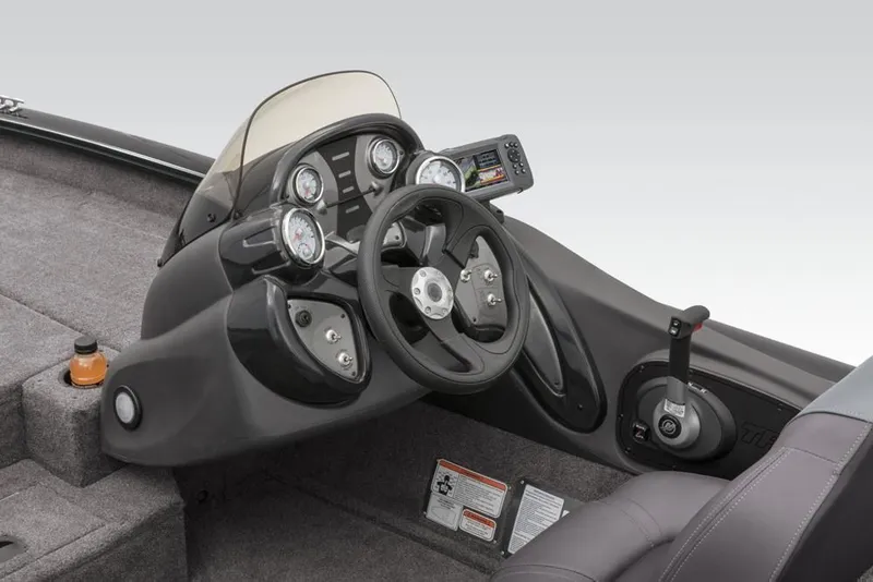 Slide: The Image of Tracker Pro Team 190 TX 2019 - 13