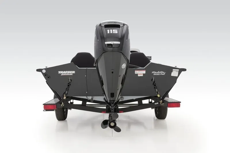 Slide: The Image of Tracker Pro Team 190 TX 2019 - 33