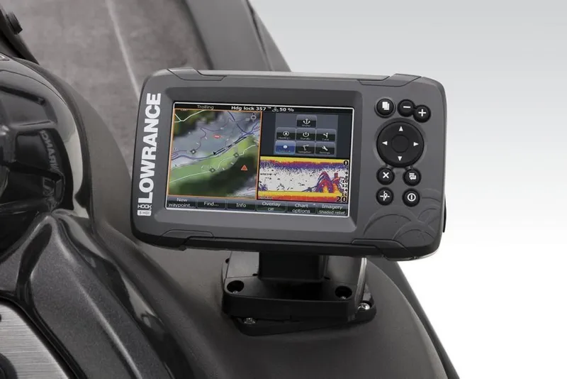 Slide: The Image of Tracker Pro Team 190 TX 2019 - 37