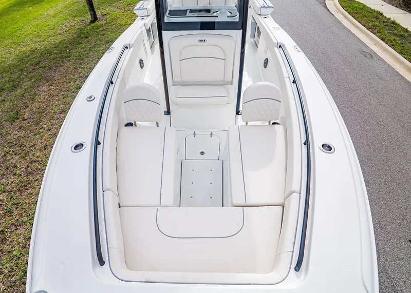 Slide: The Image of Sea Hunt Ultra 275 SE 2026 - 23