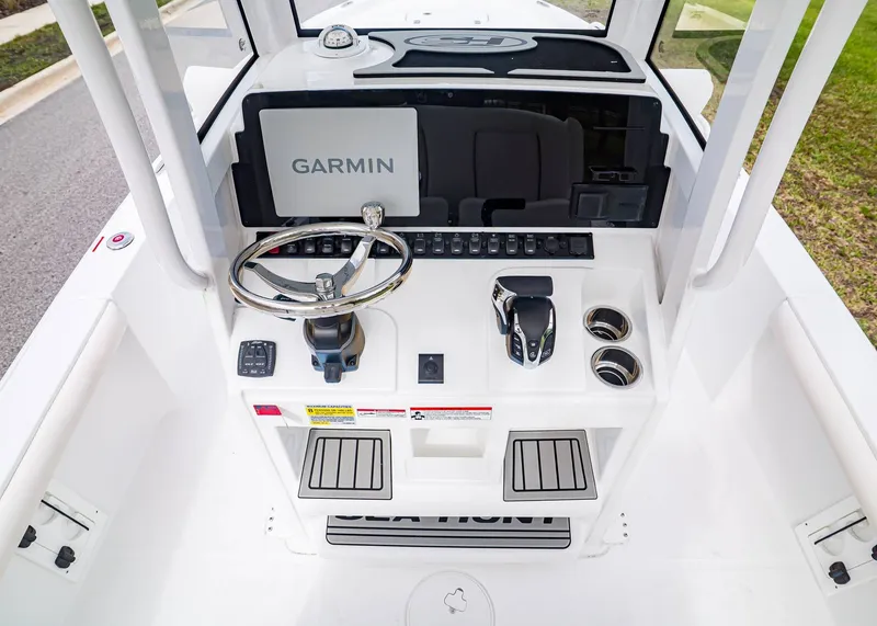 Slide: The Image of Sea Hunt BX 25 FS 2026 - 12