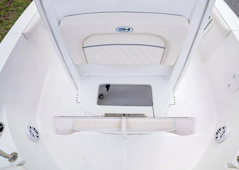 Slide: The Image of Sea Hunt BX 25 FS 2026 - 18