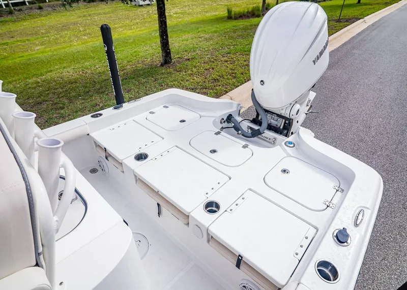 Slide: The Image of Sea Hunt BX 25 FS 2026 - 6