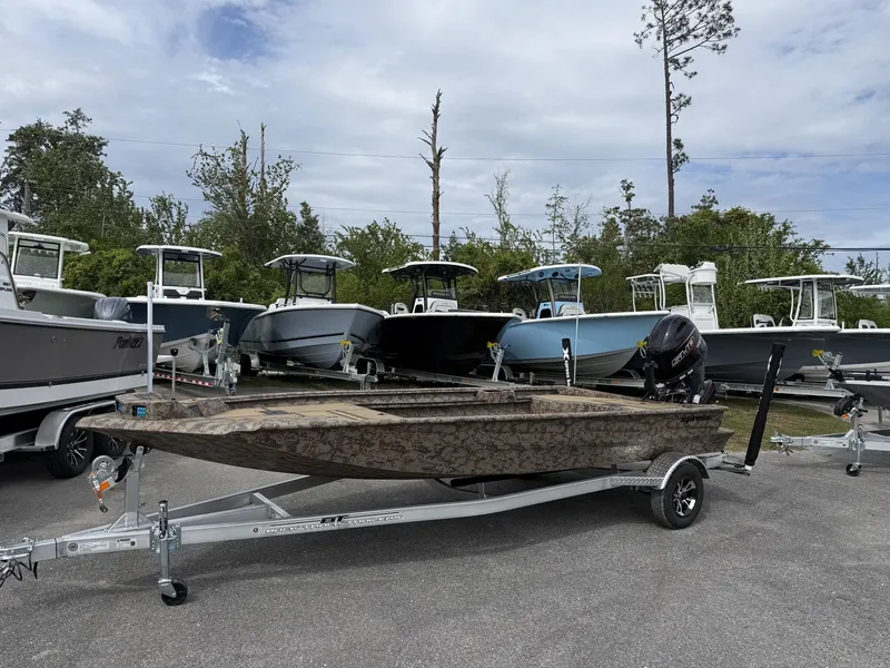 The Image of Xpress Hyper-Lift Duck Boat Series X18DB 2026 - 1