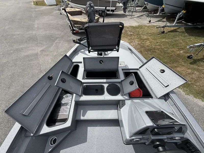 Slide: The Image of Xpress Hyper-Lift Crappie Series H17C 2026 - 3