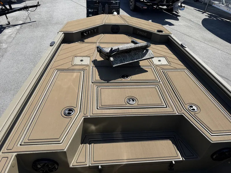 Slide: The Image of Thor LAKE HAMMER 1900 CC 2026 - 5