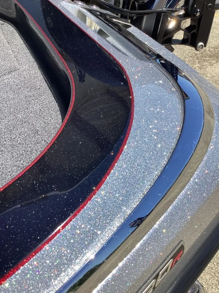 Slide: The Image of Ranger Z520R 2025 - 13