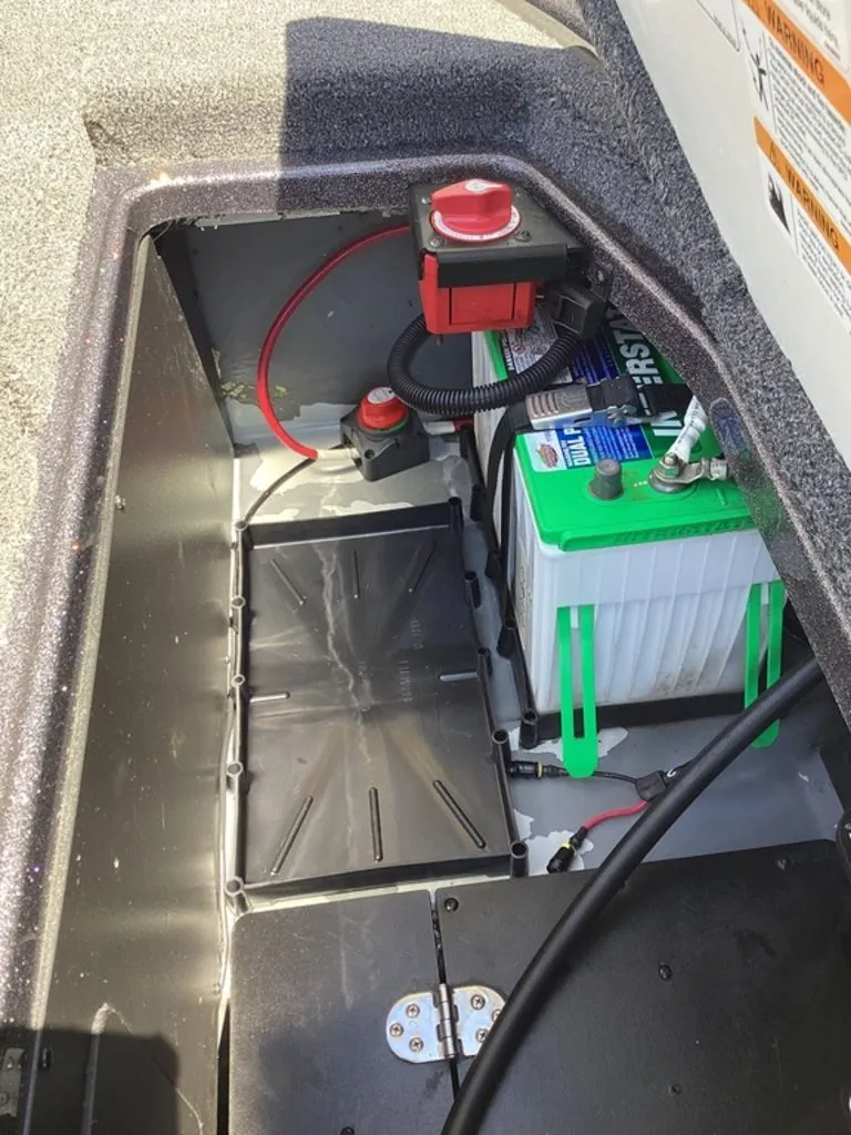 Slide: The Image of Ranger Z520R 2025 - 34