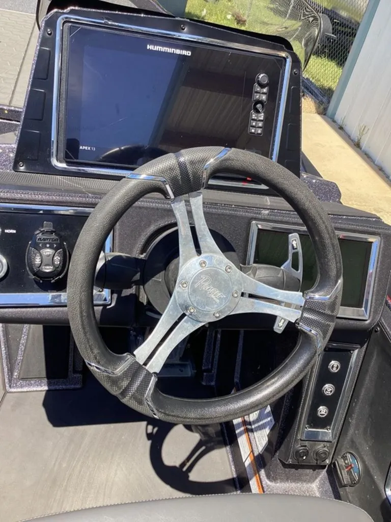 Slide: The Image of Ranger Z520R 2025 - 51