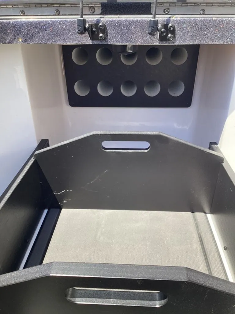 Slide: The Image of Ranger Z520R 2025 - 64