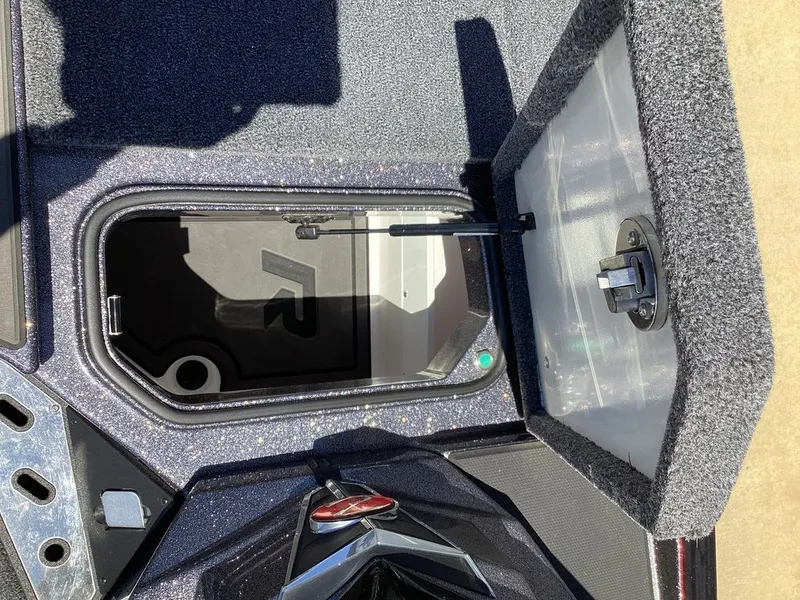 Slide: The Image of Ranger Z520R 2025 - 66