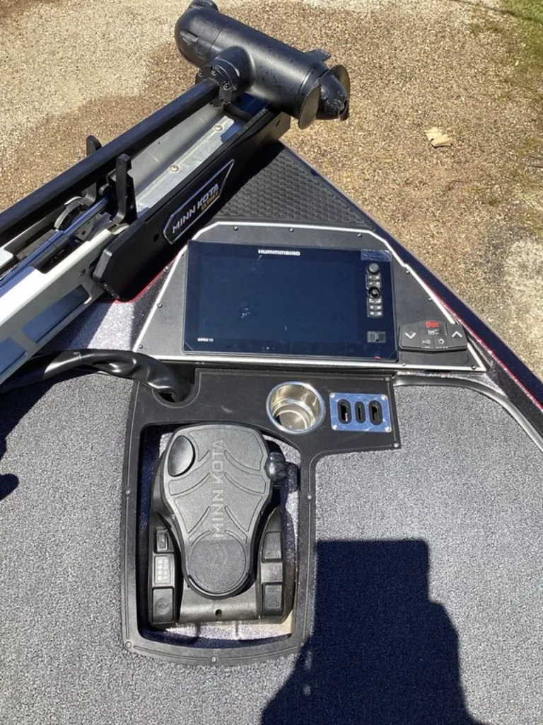 Slide: The Image of Ranger Z520R 2025 - 73