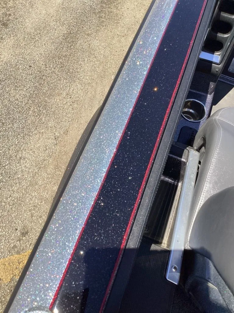 Slide: The Image of Ranger Z520R 2025 - 79