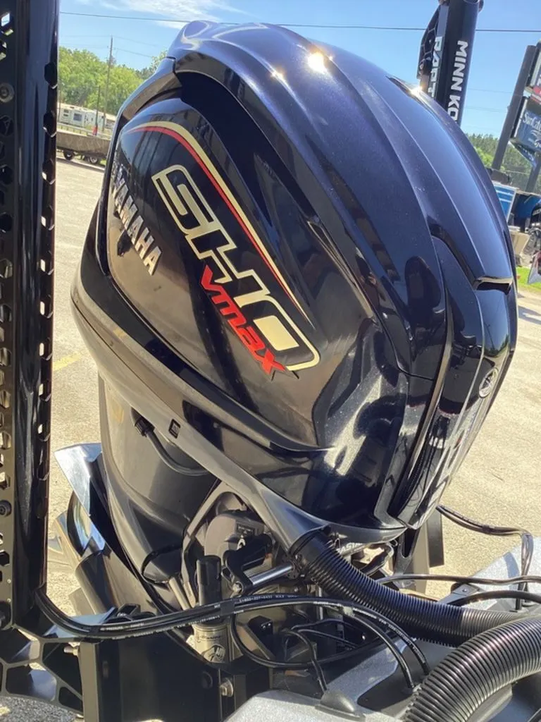 Slide: The Image of Ranger Z520R 2025 - 80