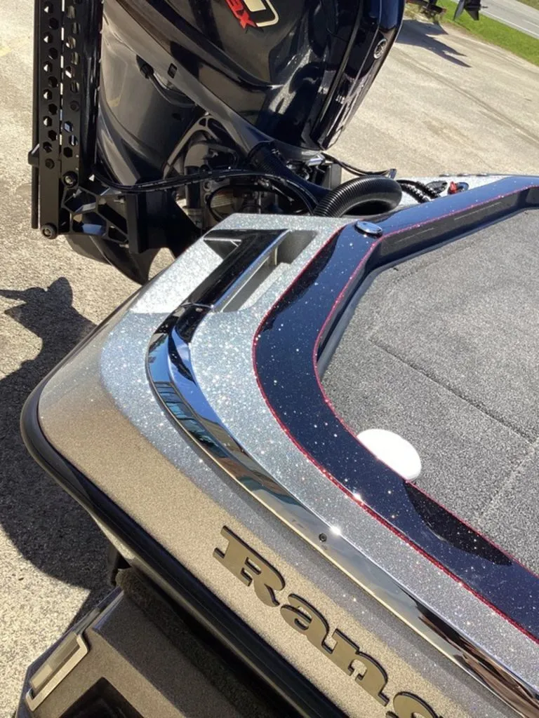 Slide: The Image of Ranger Z520R 2025 - 81