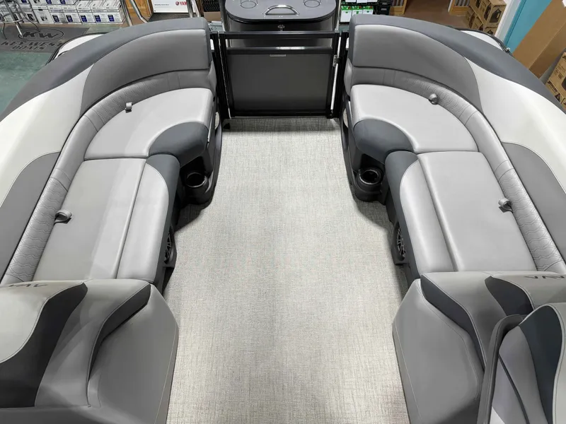 Slide: The Image of Avalon LSZ Quad Lounge - 23' 2025 - 10