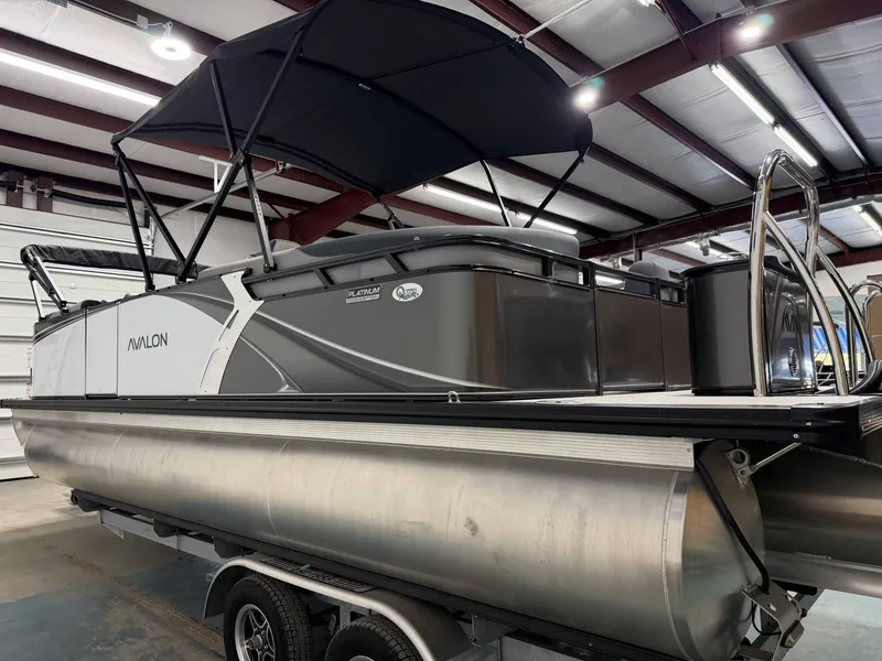 Slide: The Image of Avalon LSZ Quad Lounge - 23' 2025 - 12