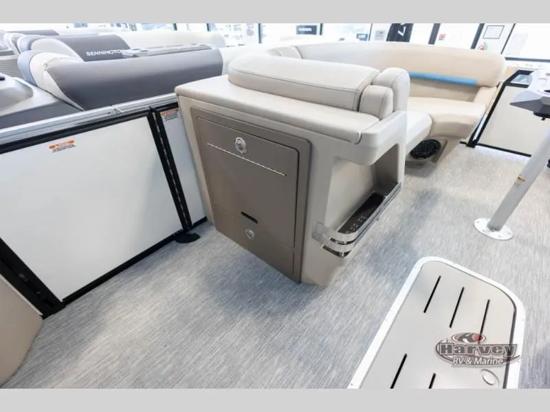 Slide: The Image of Interior of M Series 23 MFB boat, model year 2026. - 16