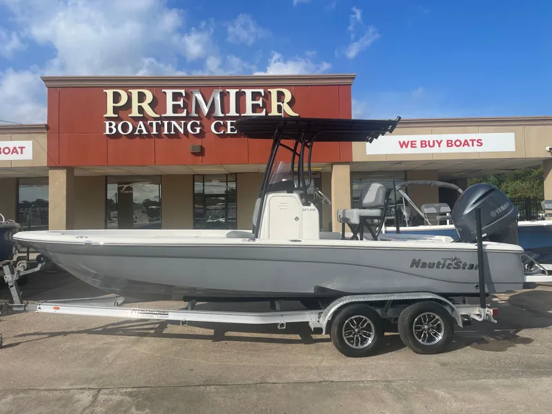 The Image of NauticStar 227 XTS 2023 - 1