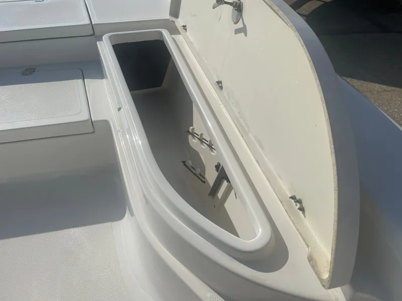 Slide: The Image of NauticStar 227 XTS 2023 - 23