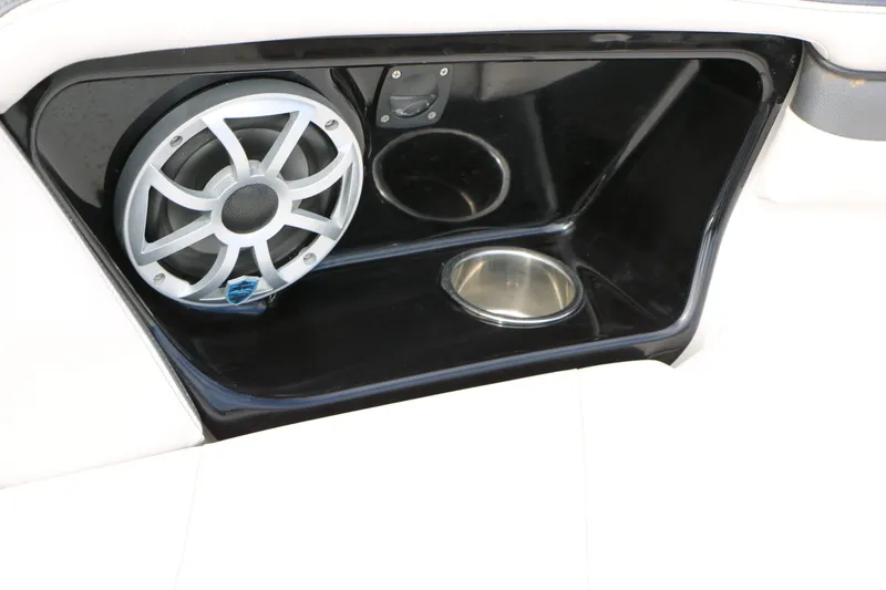 Slide: The Image of Yamaha AR240 HO 2017 - 27