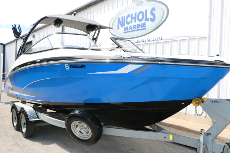 Slide: The Image of Yamaha AR240 HO 2017 - 3